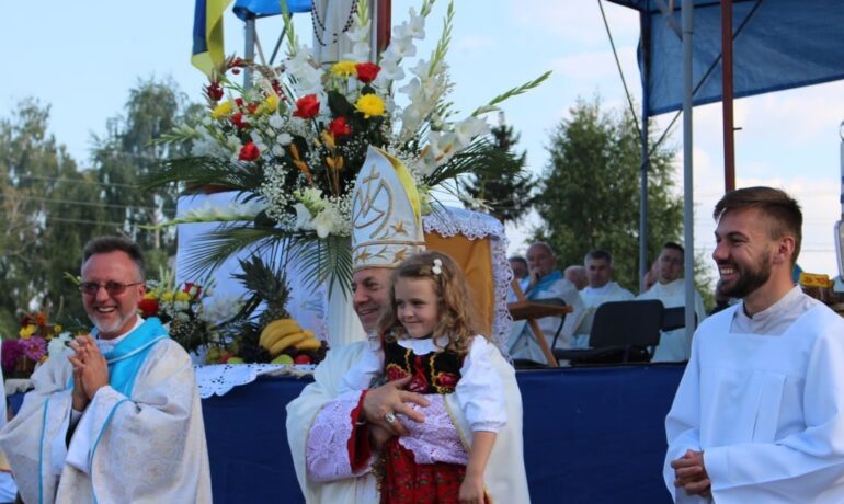 Посвячення Росії Непорочному Серцю Марії у фатімських санктуаріях України
