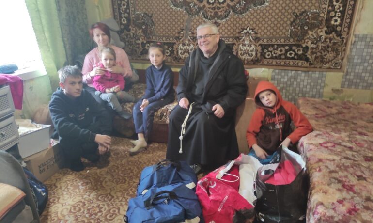 Допомога переселенцям у Борисполі